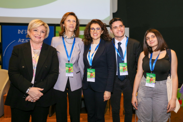 DesTEENazione 360x240