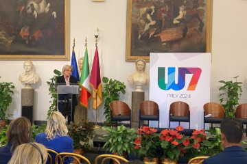 ministro al W7 summit