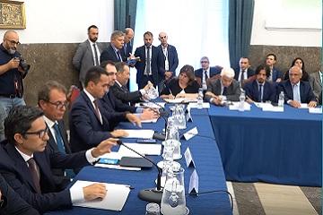 Conferenza stampa Foggia caporalato