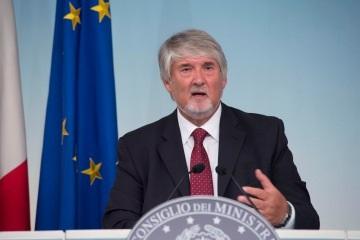 Poletti Consiglio dei Ministri 4settembre2015