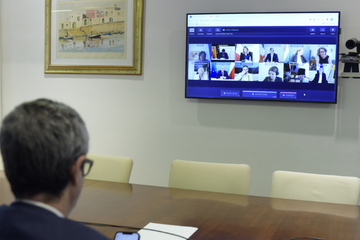 Orlando Conferenza Economia Sociale Parigi 2