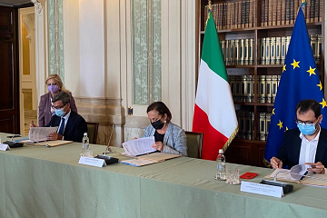 Orlando Viminale firma Protocollo caporalato 360x240