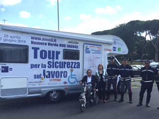 arrivo Tour ANMIL Eur Palasport 17giu2016 360x240