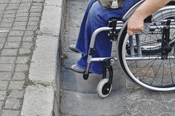 barriere architettoniche 360 240